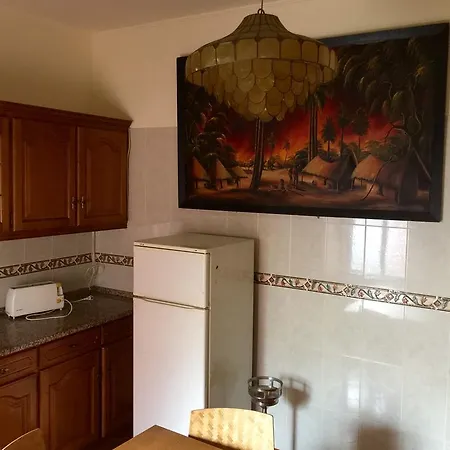 Queen Ii Apartment Lisbon